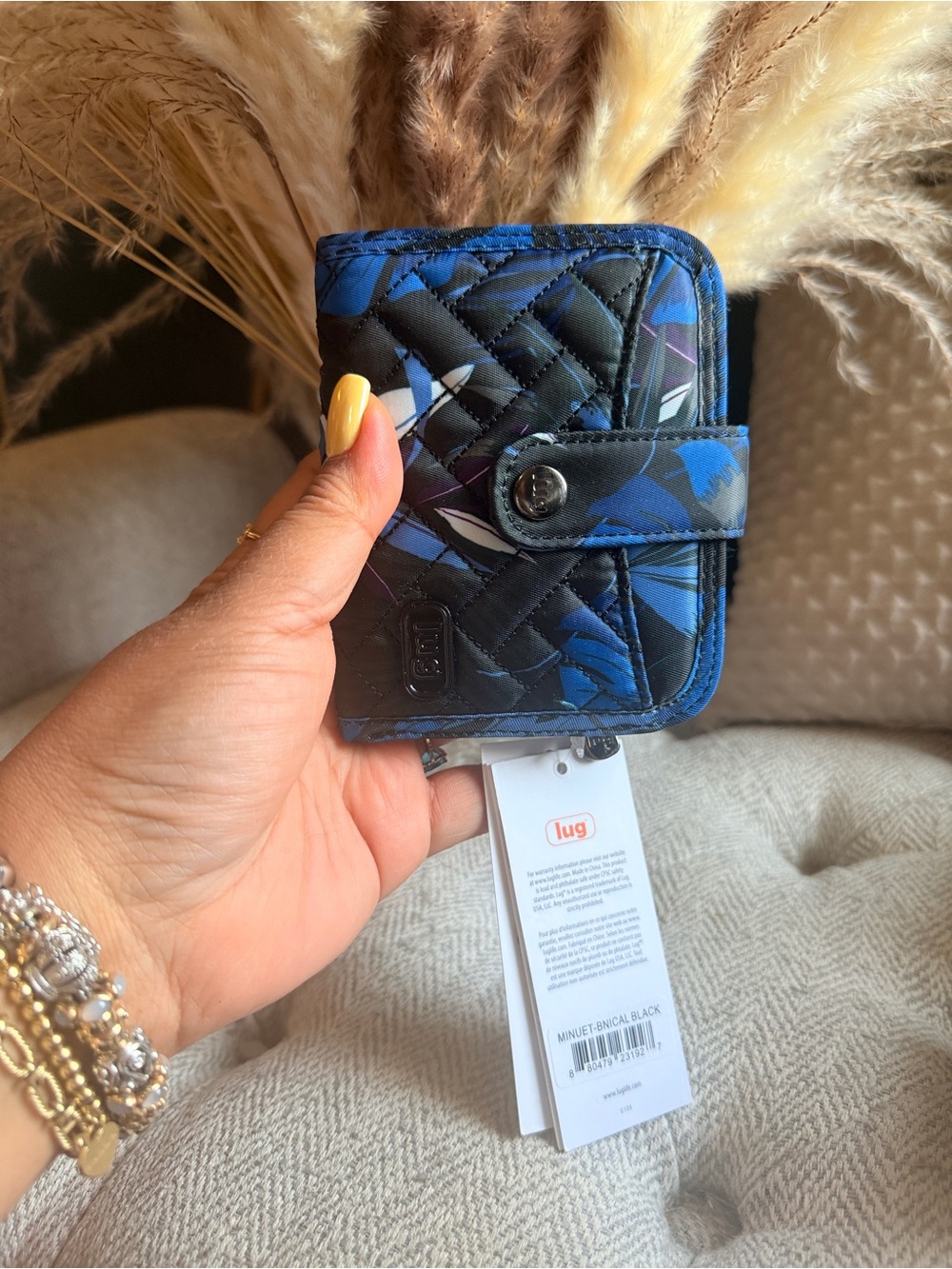 Lug Quilted Minuet compact wallet in Blue Floral Print